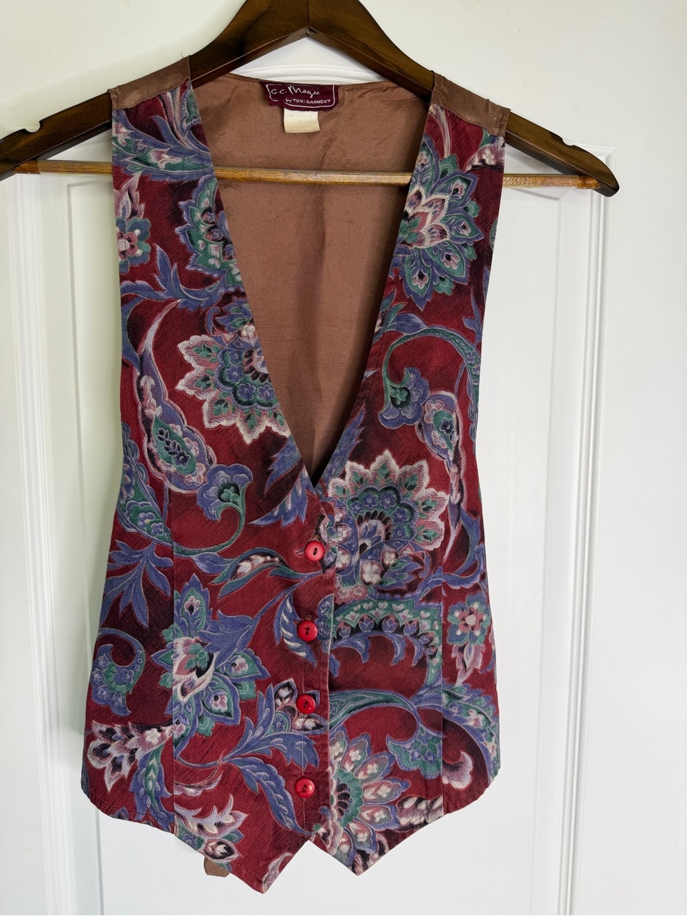 CC Magic Vintage Tapestry Vest No Size Fits Like M/L See photos for Measurements